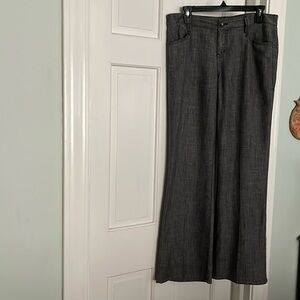 Women’s LEVEL 99 linen slacks , wide leg, size 27 in gray. Gently worn